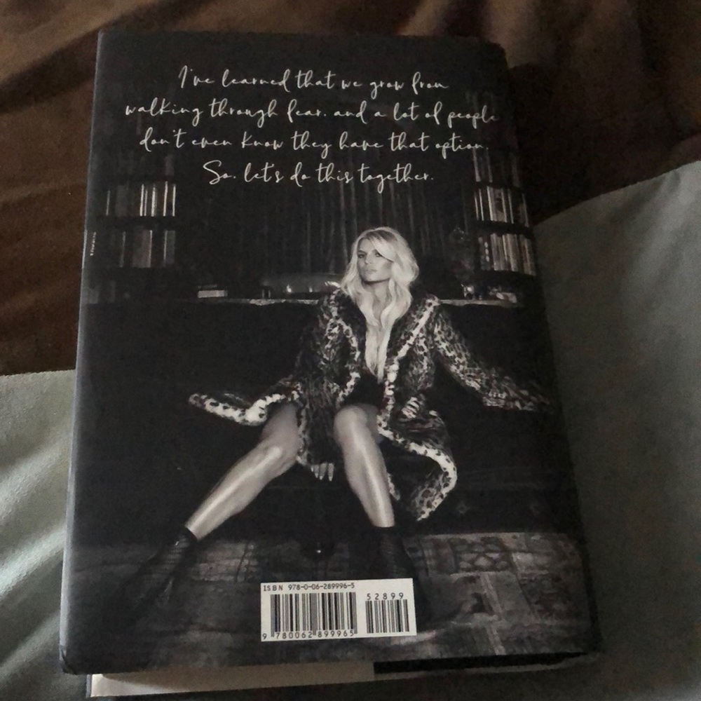 Jessica Simpson- Open Book - Picture 2 of 2
